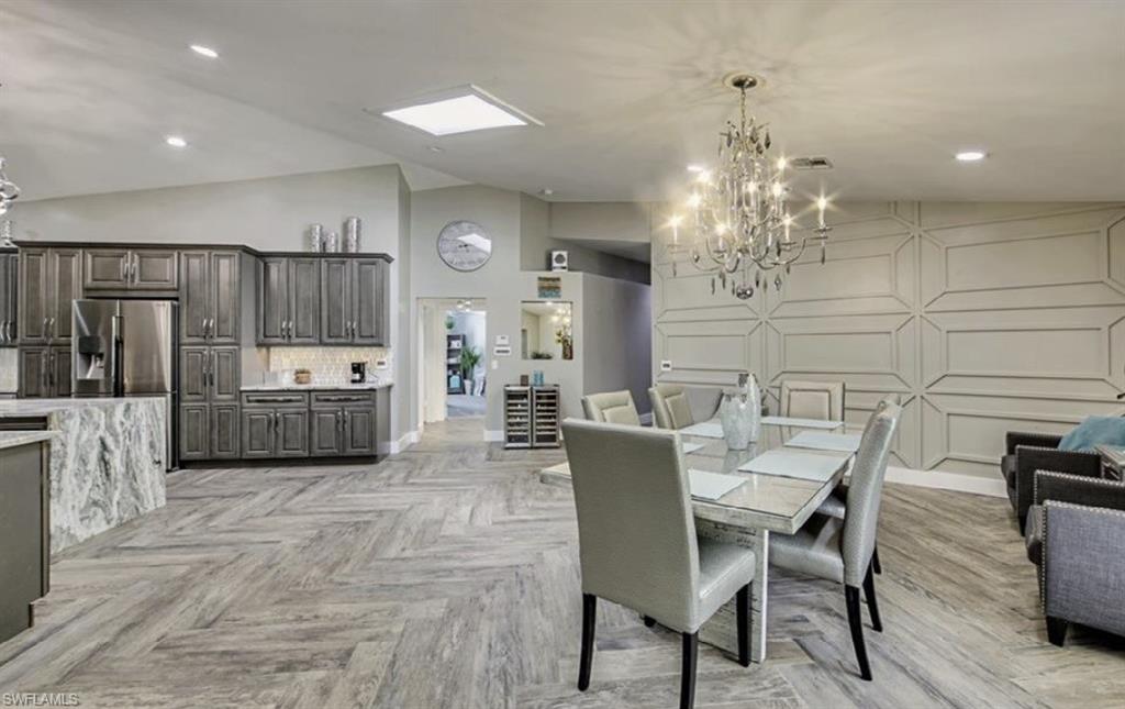 SAN CARLOS ESTATES - Residential