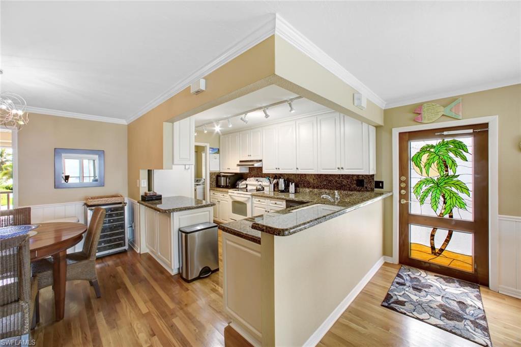 BONITA BEACH - Residential