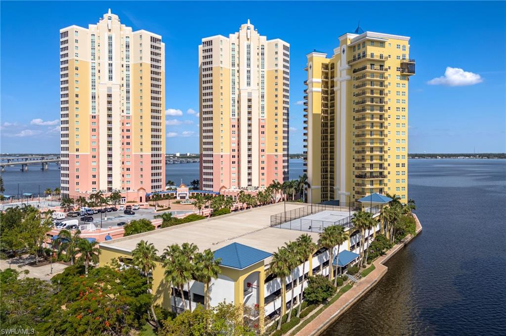 BEAU RIVAGE - Residential