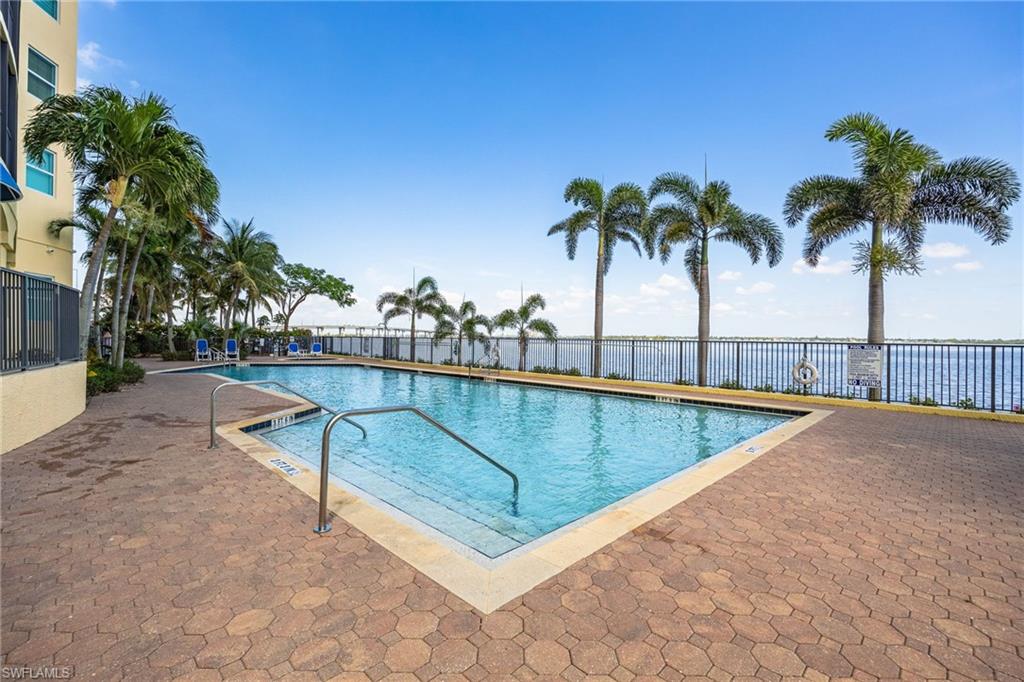 BEAU RIVAGE - Residential