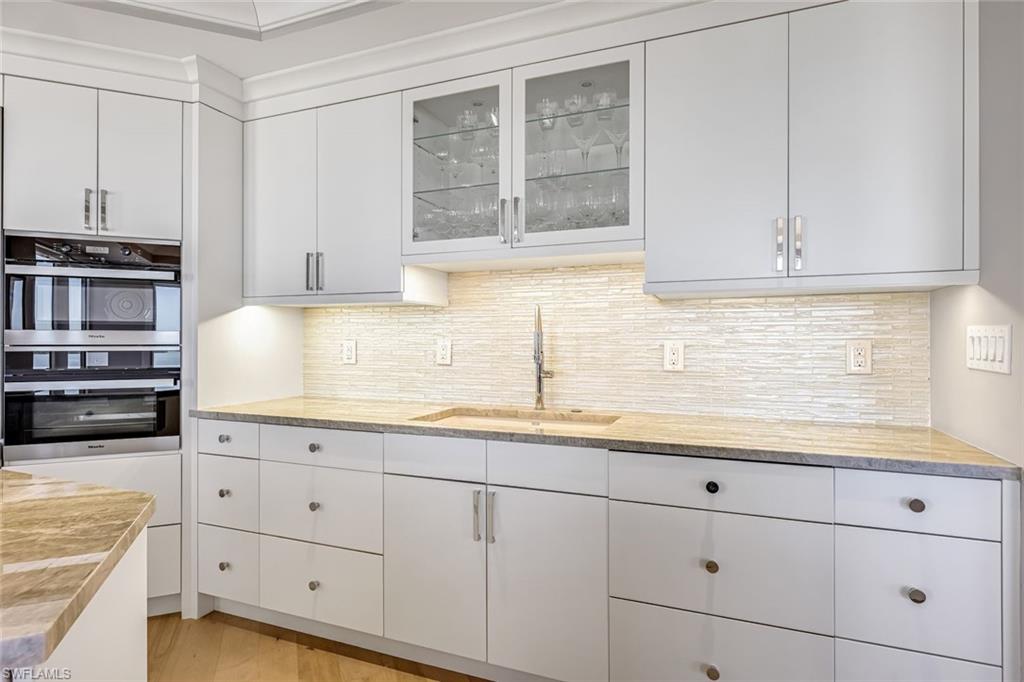 ESTANCIA - Residential