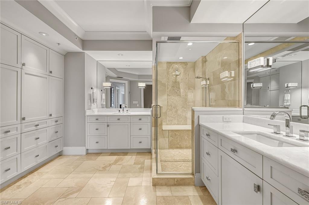 ESTANCIA - Residential