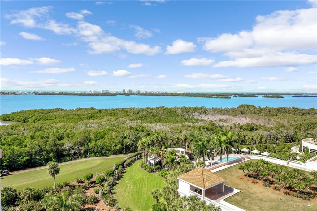 ESTANCIA - Residential