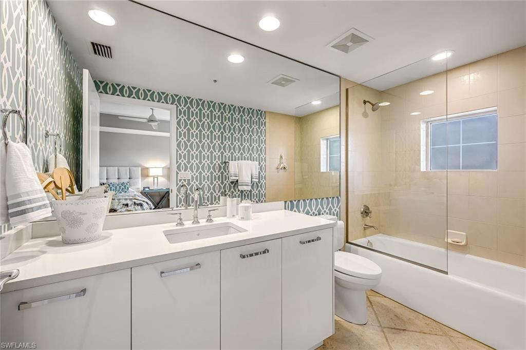 ESTANCIA - Residential