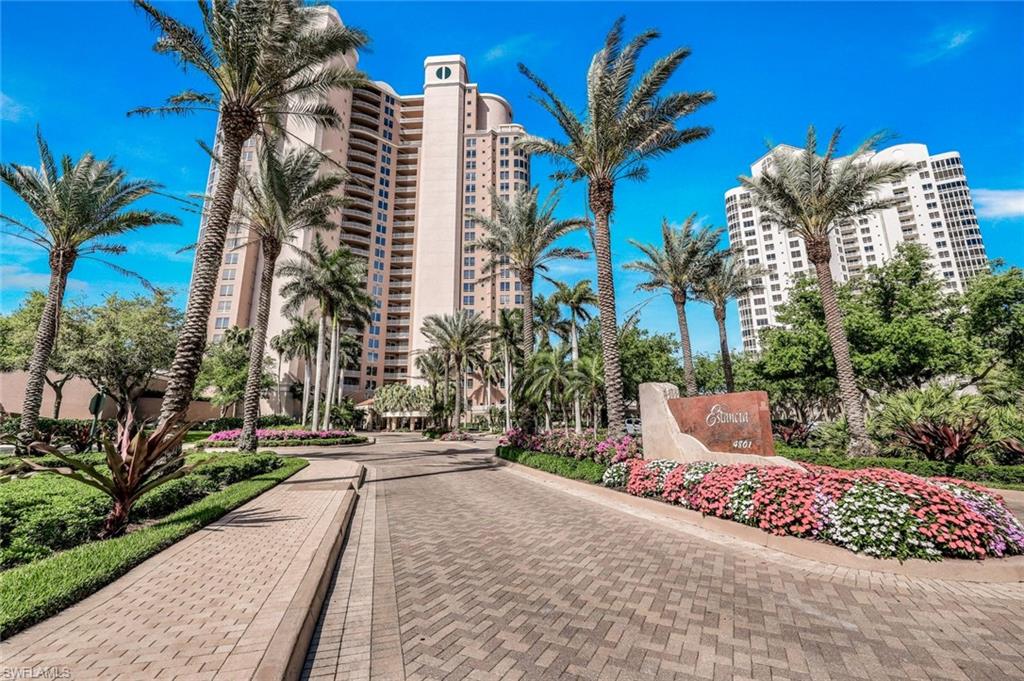 ESTANCIA - Residential