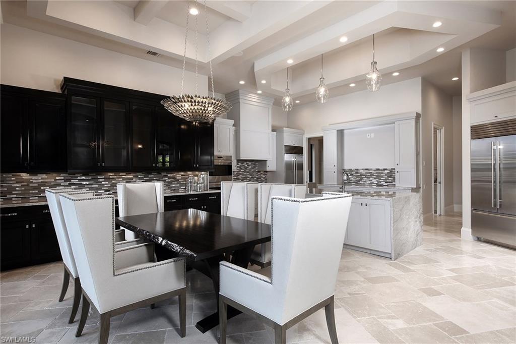 MARCO BEACH - Residential