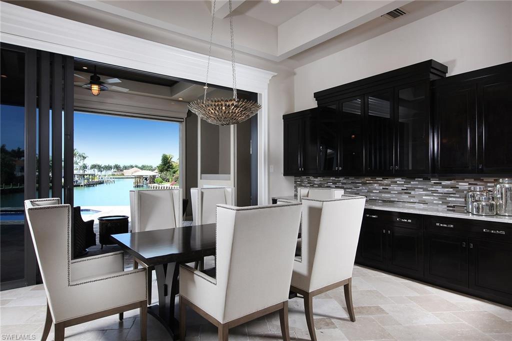 MARCO BEACH - Residential