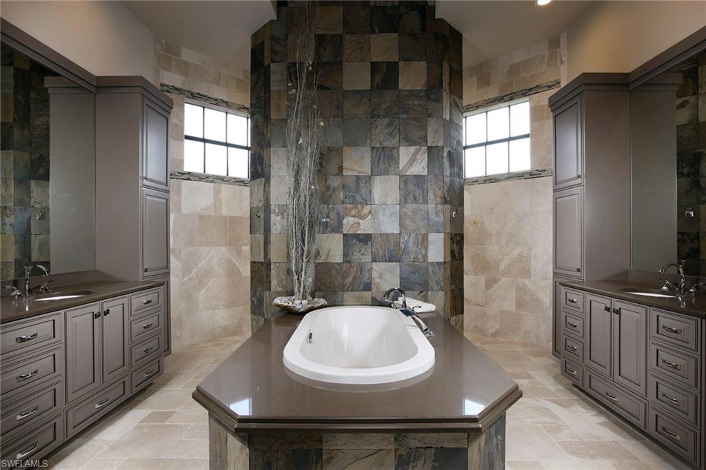 MARCO BEACH - Residential