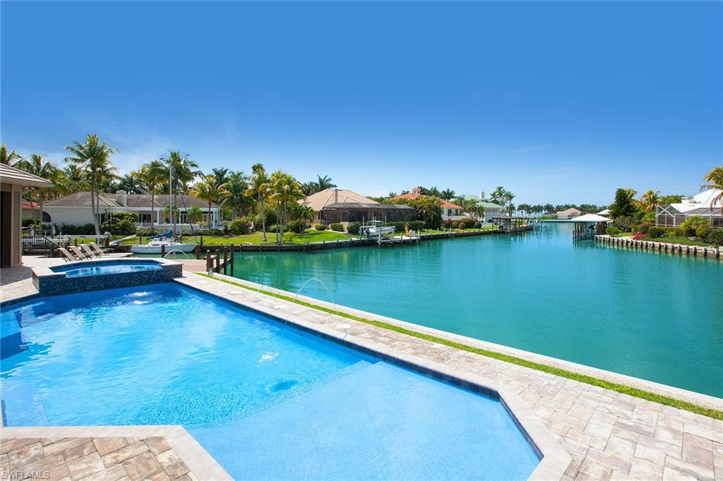 MARCO BEACH - Residential