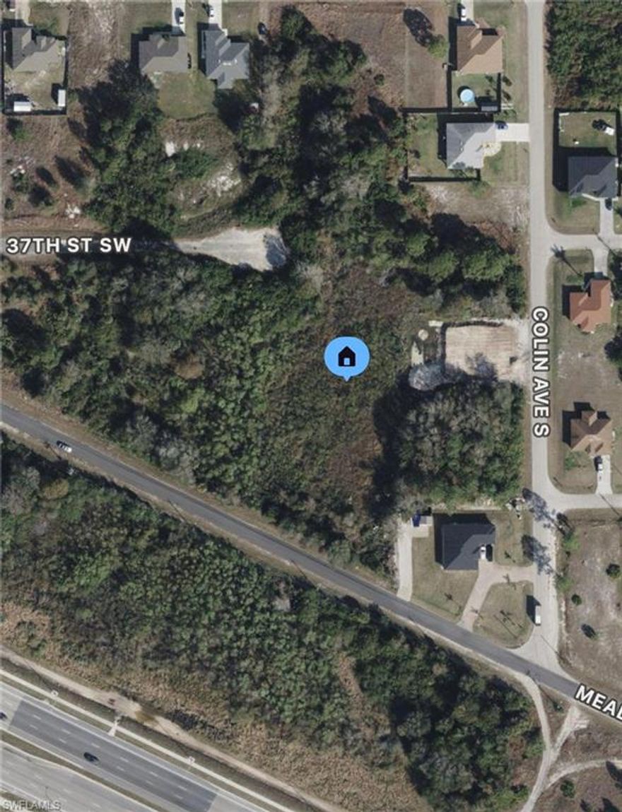 Oversized corner lot in 33976 next to SR82. Buildable parcel. Surrounded by new construction homes! Excellent opportunity for investors looking to develop or hold. Financing available for land. Hablo Español!
