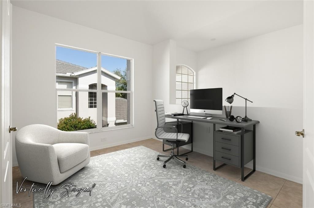 COLONIAL LINKS - Residential