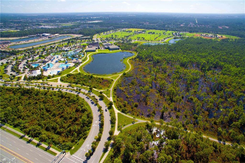 COLONIAL LINKS - Residential