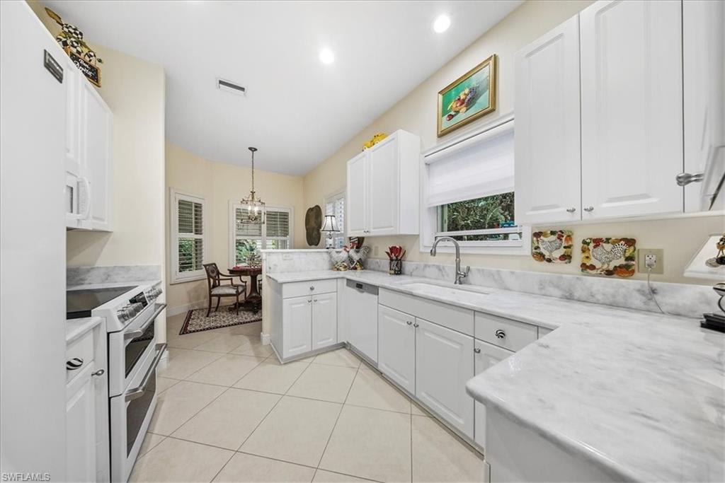 VILLA VISTANA - Residential