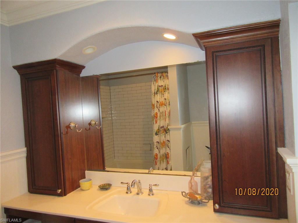 SAN CARLOS PARK - Residential