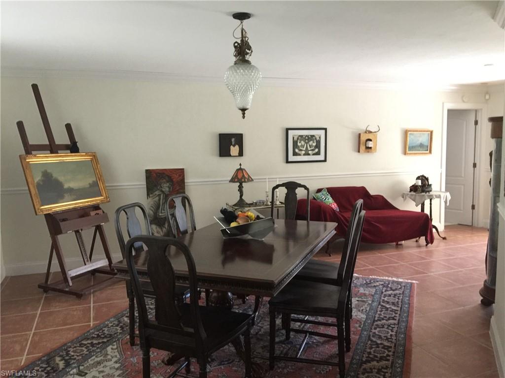 SAN CARLOS PARK - Residential