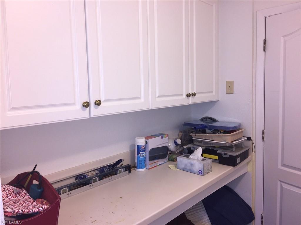 SAN CARLOS PARK - Residential