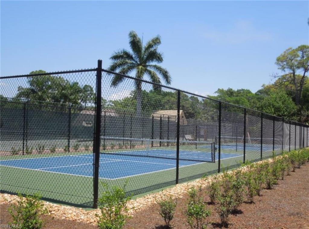 PLANTATION HOMES AT BAY FOREST - Residential