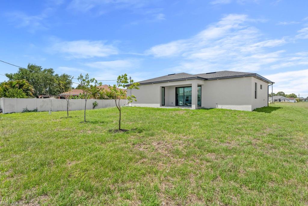 CAPE CORAL - Residential