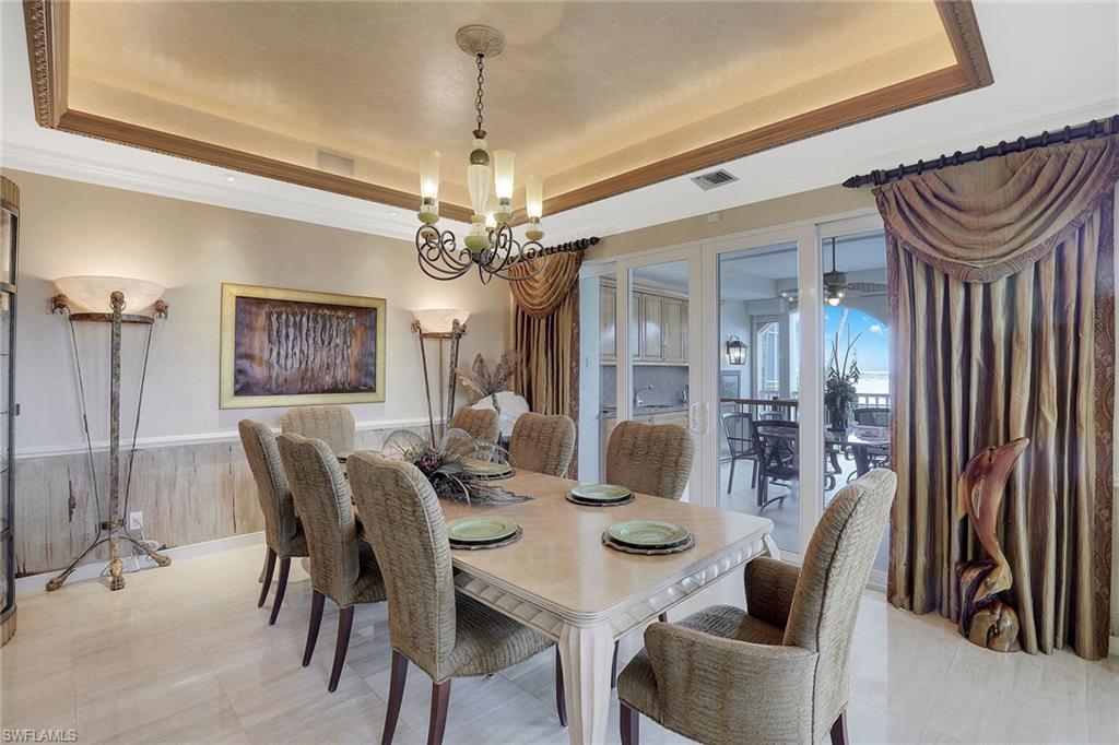 HIDEAWAY BEACH - Residential