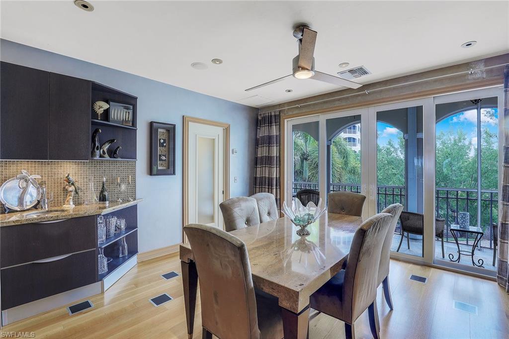 HIDEAWAY BEACH - Residential