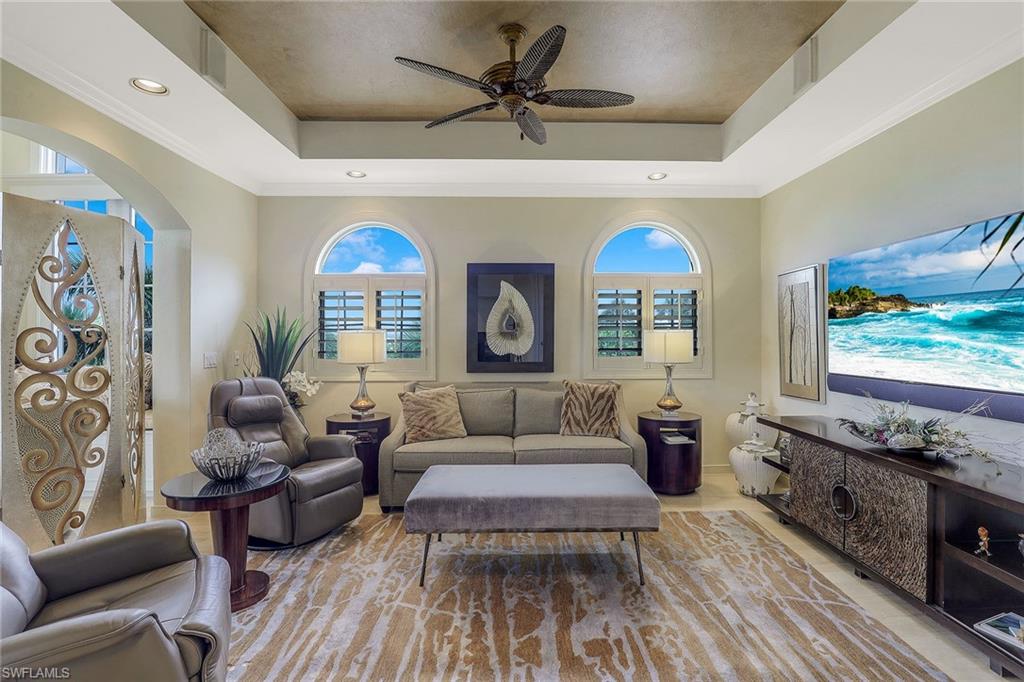 HIDEAWAY BEACH - Residential