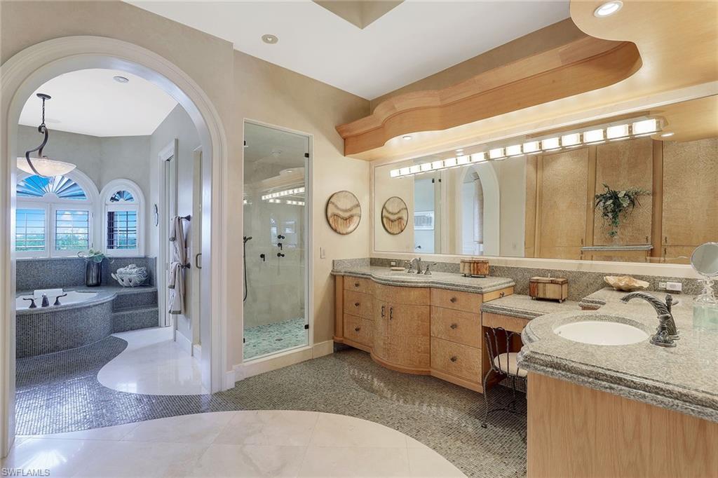 HIDEAWAY BEACH - Residential