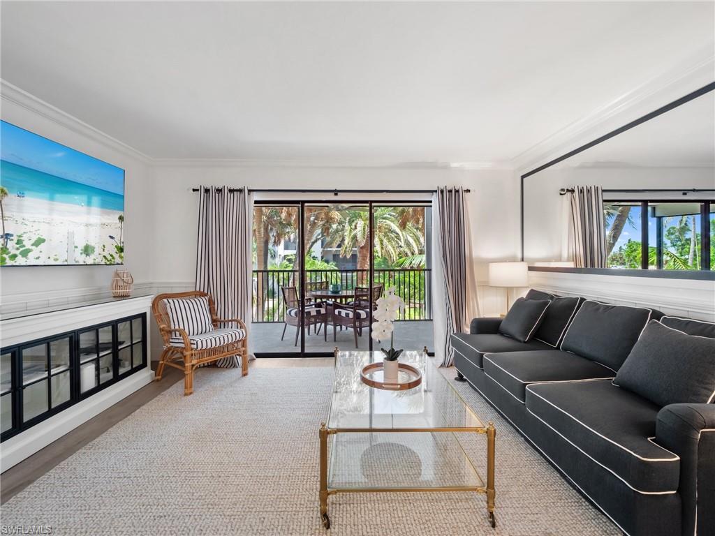 TENNIS VILLAS - Residential