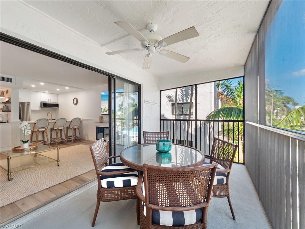 TENNIS VILLAS - Residential