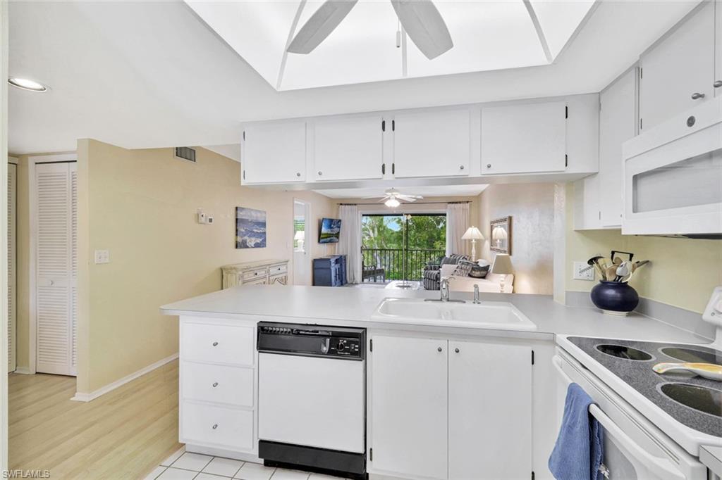 NAPLES GREEN - Residential Lease