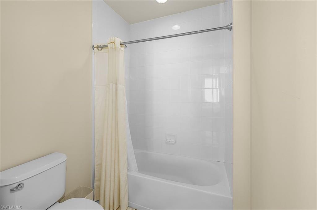 THE SHORES - Residential