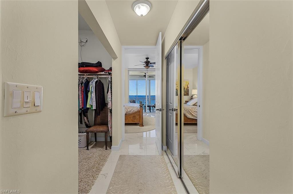 THE SHORES - Residential