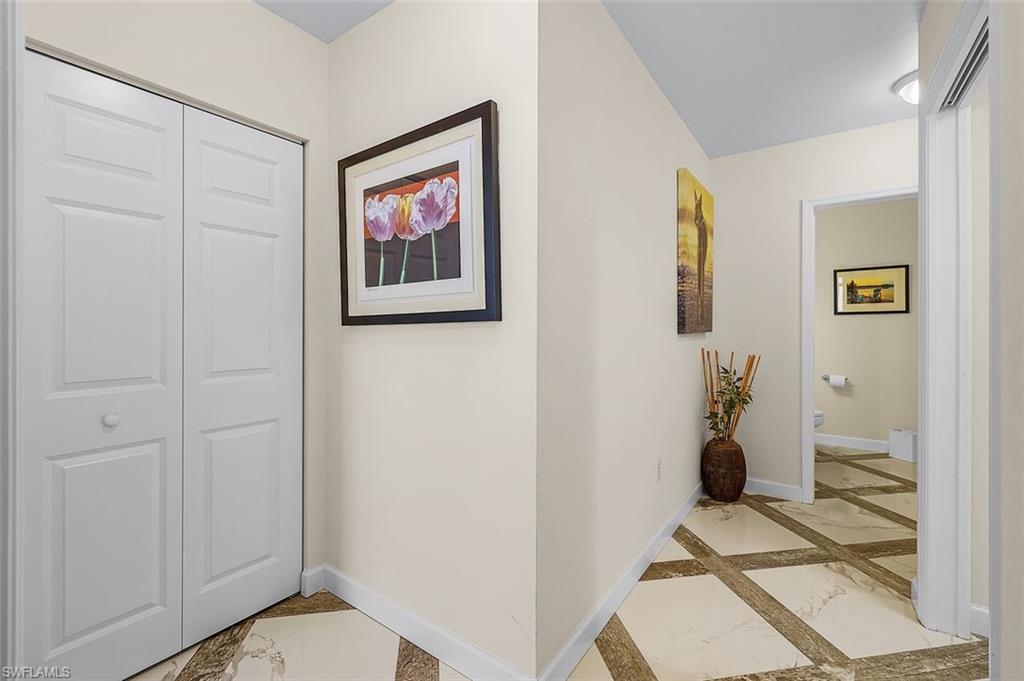 THE SHORES - Residential