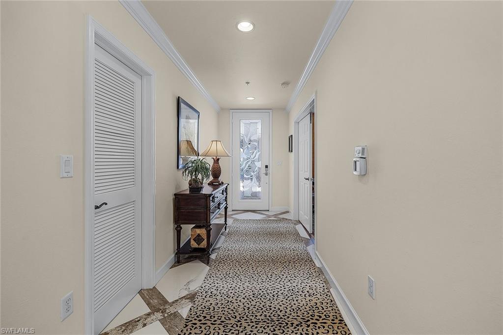 THE SHORES - Residential