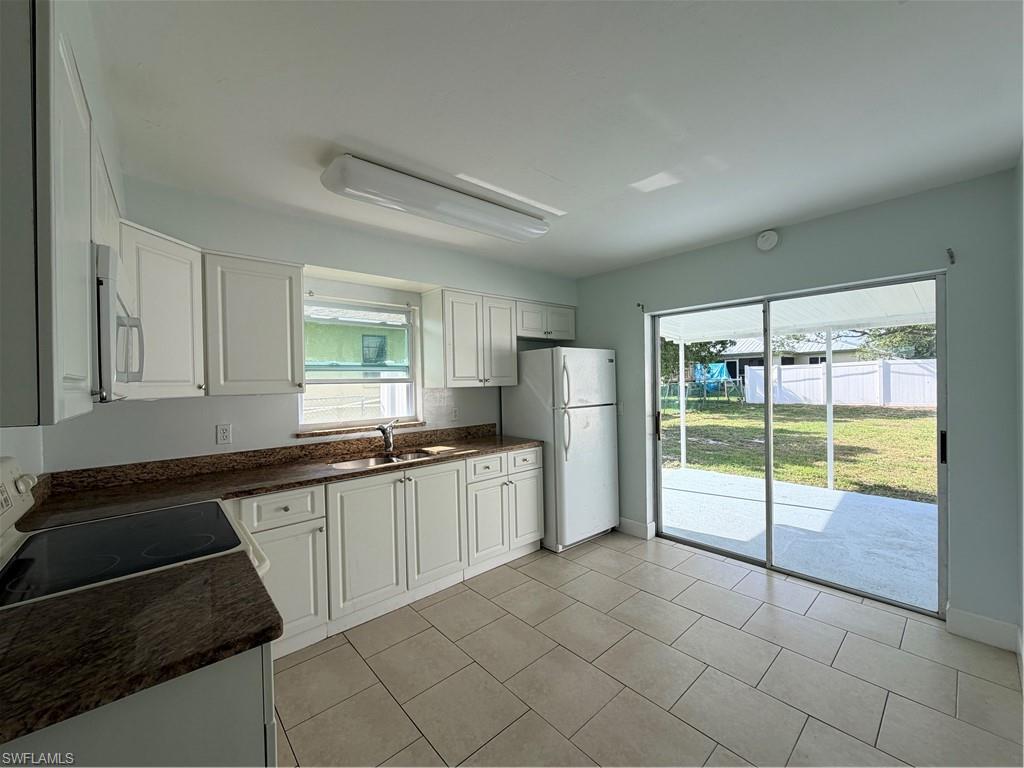CAPE CORAL - Residential Lease
