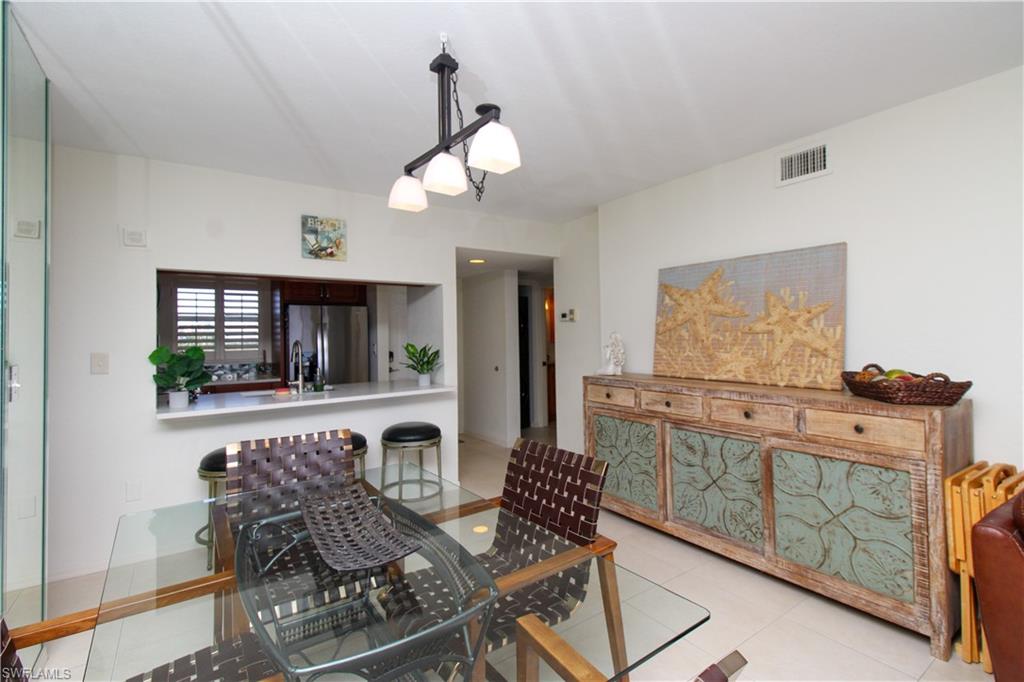 HICKORY BAY WEST - Residential Lease