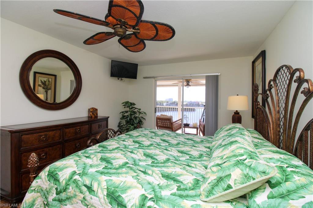 HICKORY BAY WEST - Residential Lease