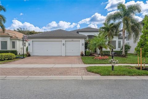 1813 Senegal Date DR NAPLES FL 34119