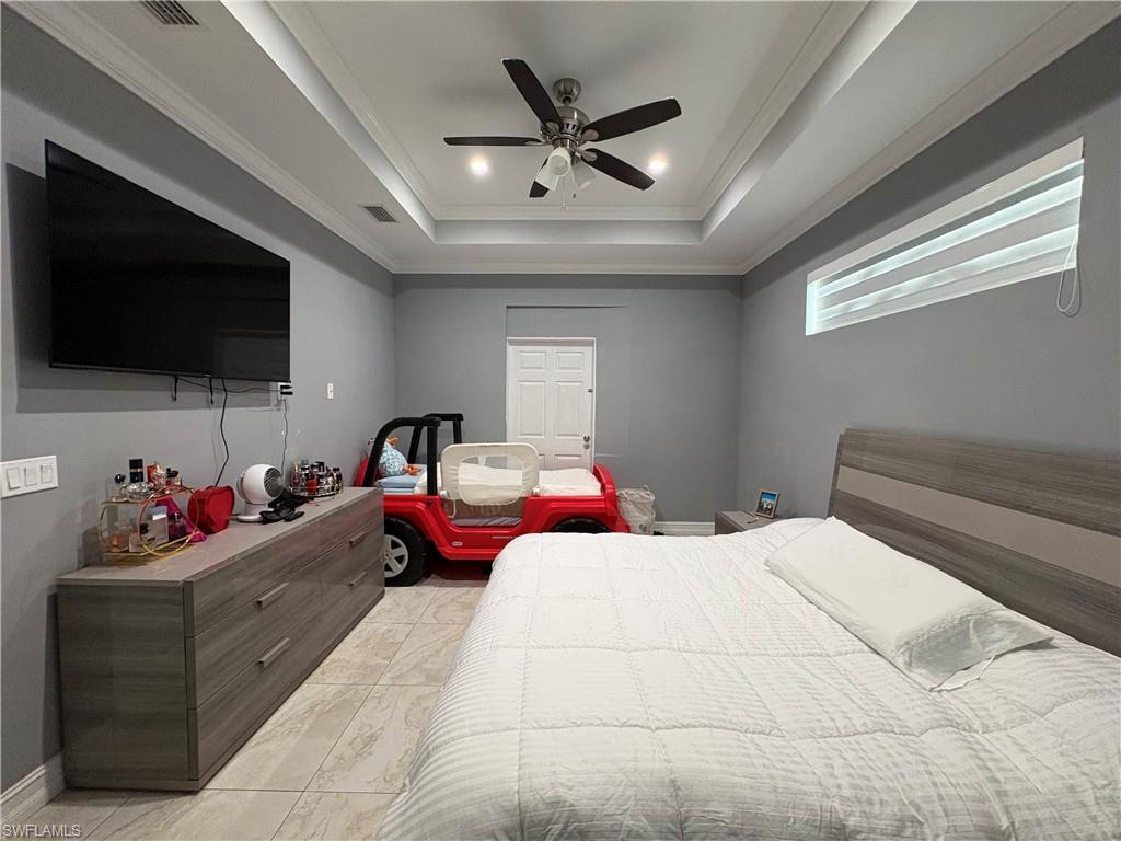 GOLDEN GATE ESTATES - Residential