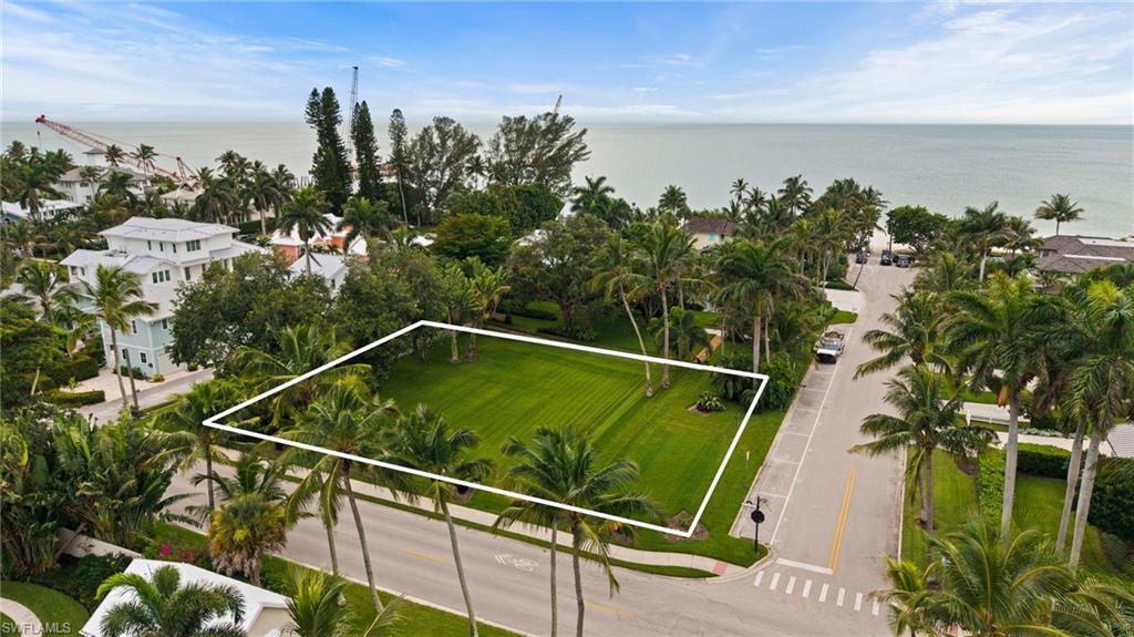 1100 Gulf Shore BLVD S