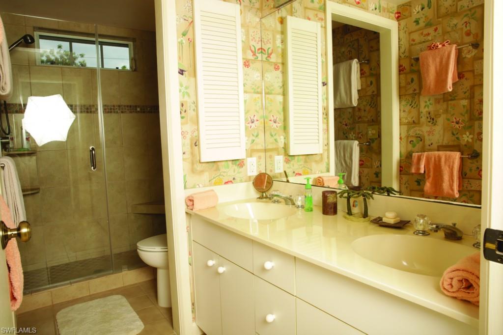 GUMBO LIMBO - Residential