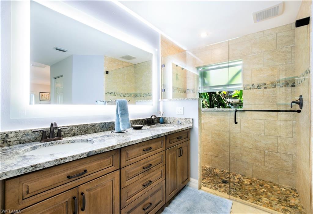 THE GROVES - Residential