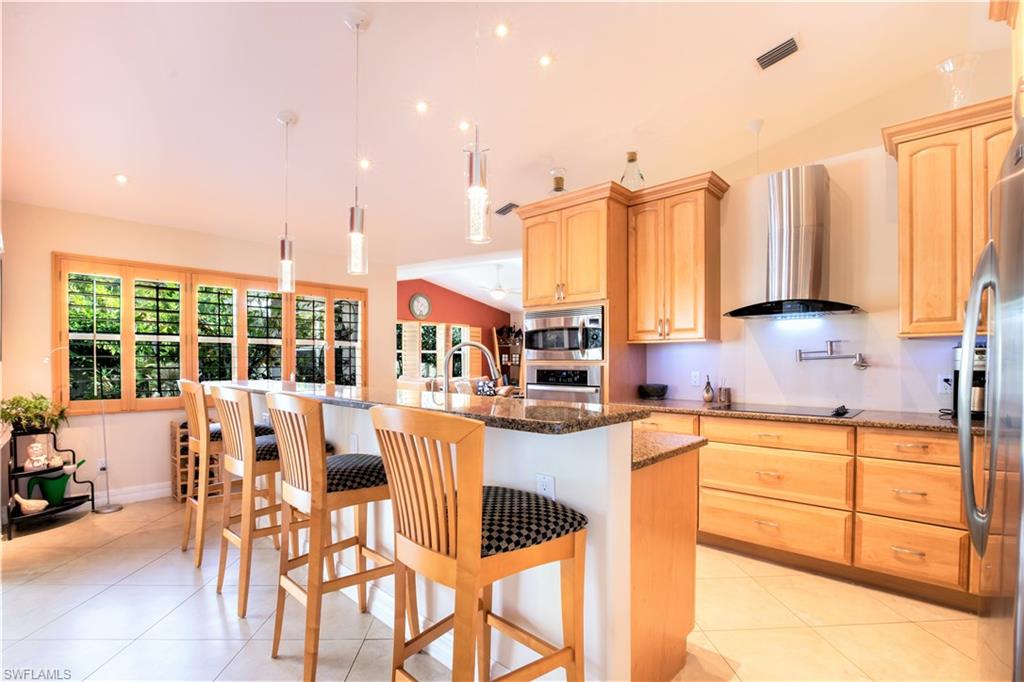 THE GROVES - Residential