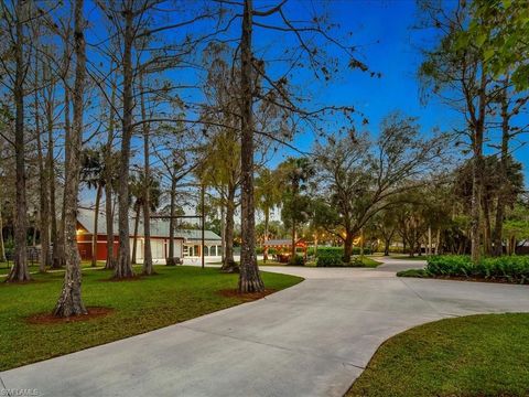 A home in NAPLES