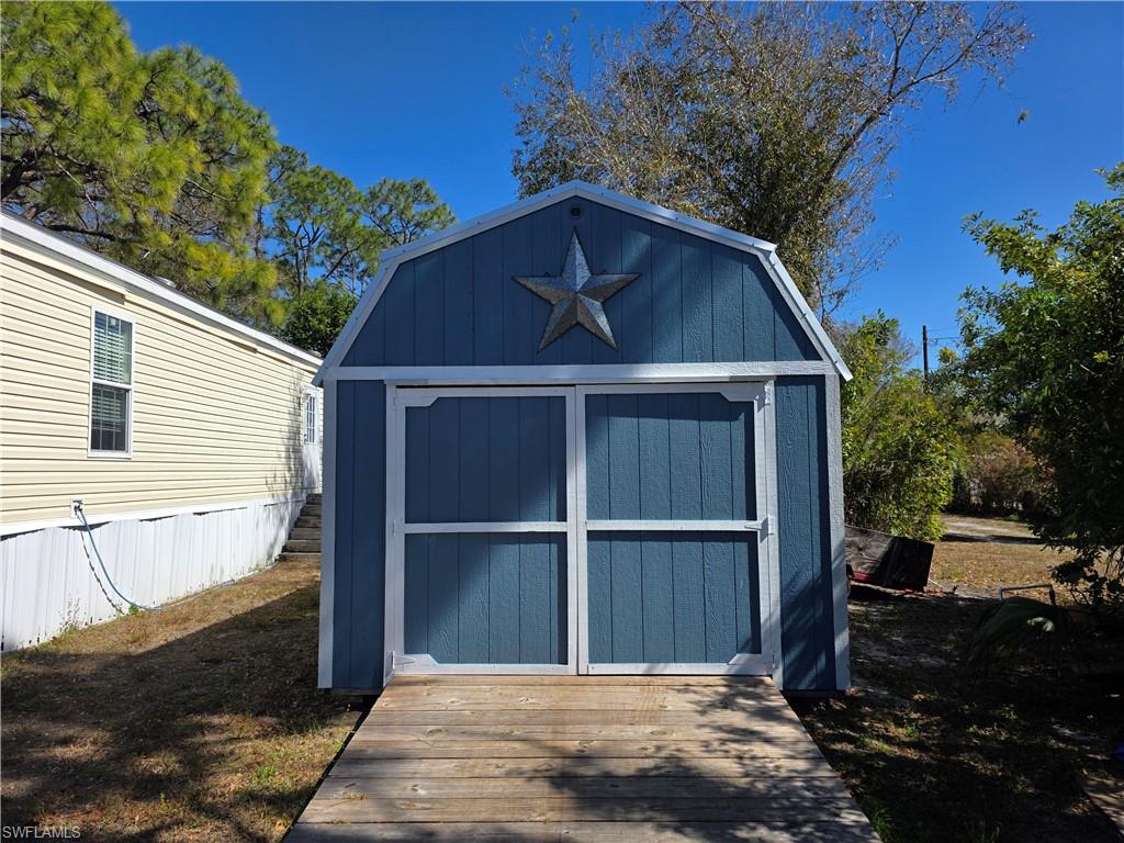 SUNCOAST ESTATE - Residential