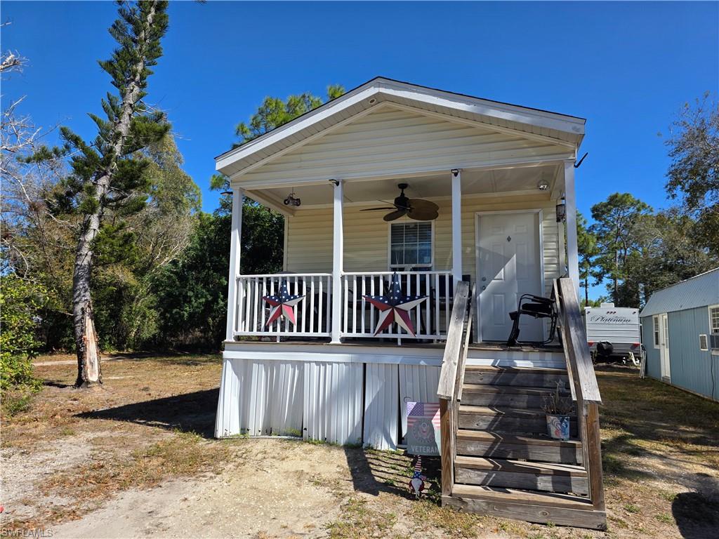 SUNCOAST ESTATE - Residential