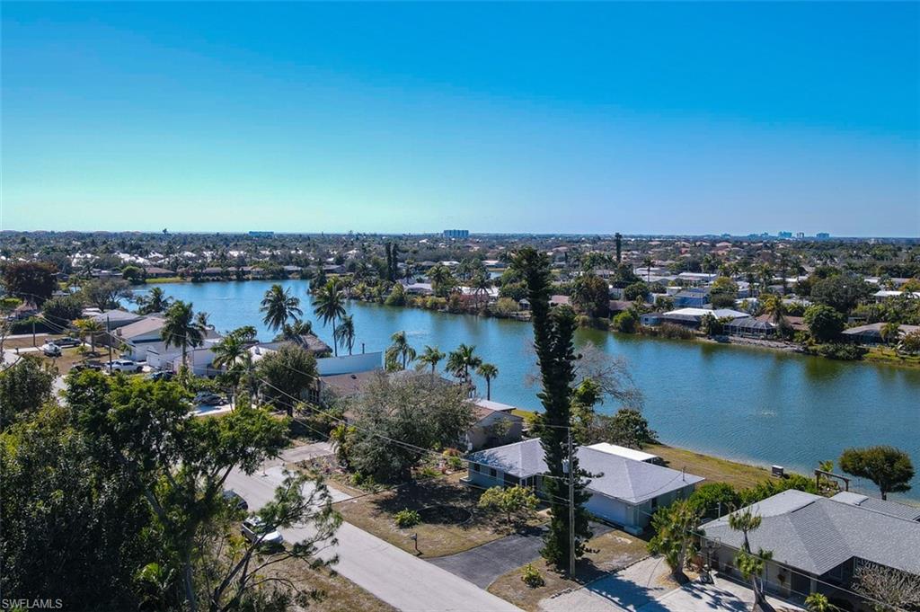 CANDLEWOOD LAKE ESTATES - Residential