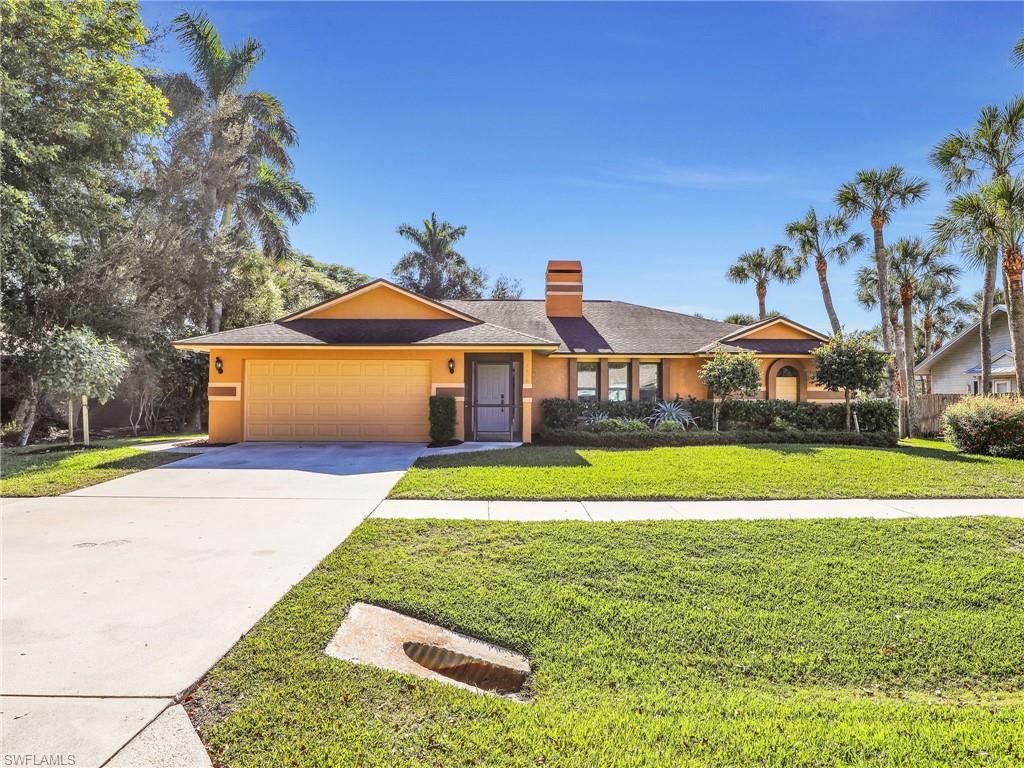 Photo of 2474 Outrigger LN, NAPLES, FL 34104 (MLS # 226015847)