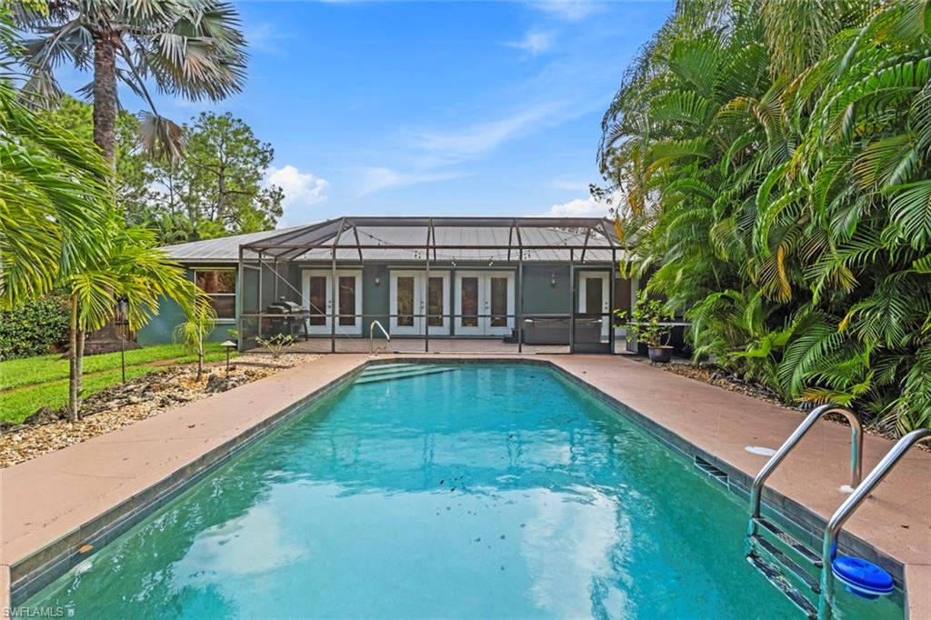 6060 Painted Leaf LN