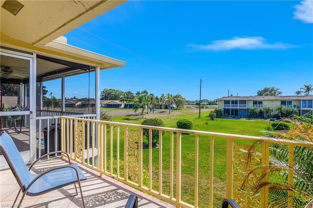 GLADES COUNTRY CLUB - Residential