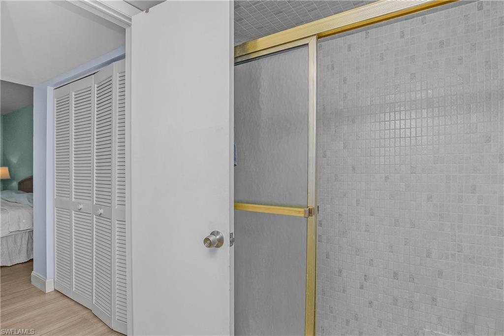 GLADES COUNTRY CLUB - Residential